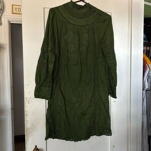 J. Crew size S long sleeve green dress with lace and button details